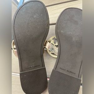 Tory Burch Miller Sandels -Metallic Silver size 7